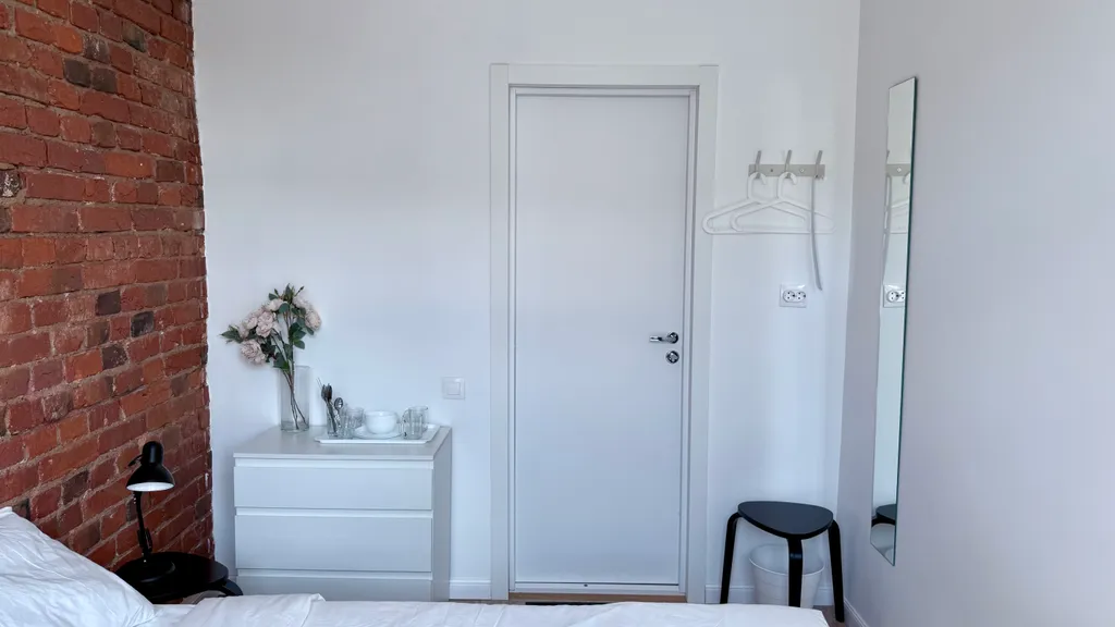 Уютная комната в стиле Лофт у метро Парк Культуры