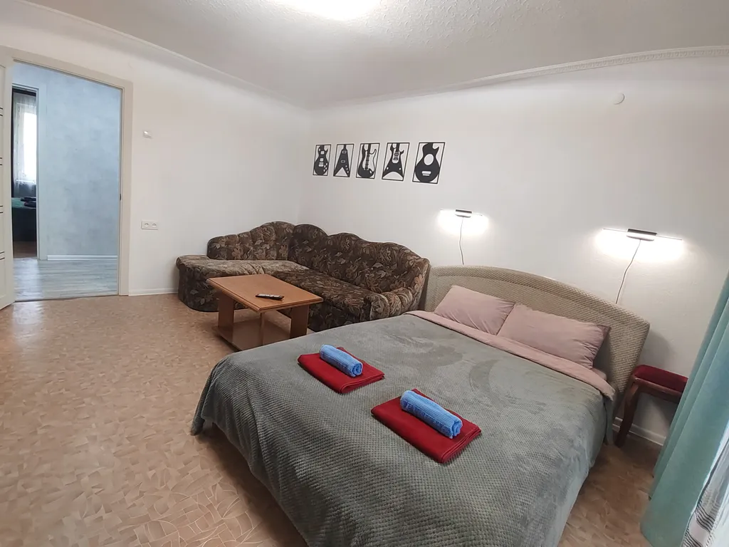 Трёхкомнатная квартира с раздельными комнатами, балконом и лифтом