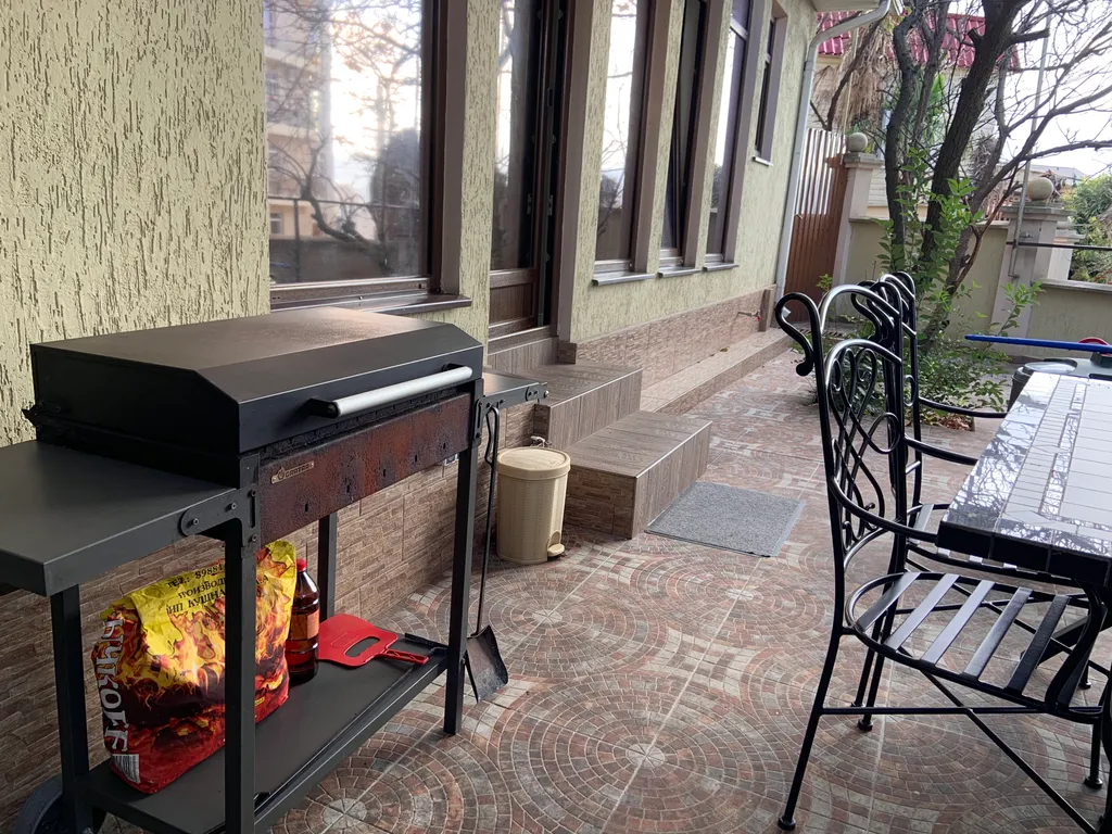 Уютный домик в сердце города в 10 минутах до моря