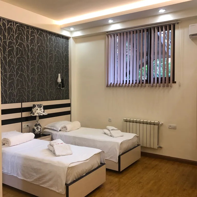 Квартира Комната — аренда посуточно в Ереван