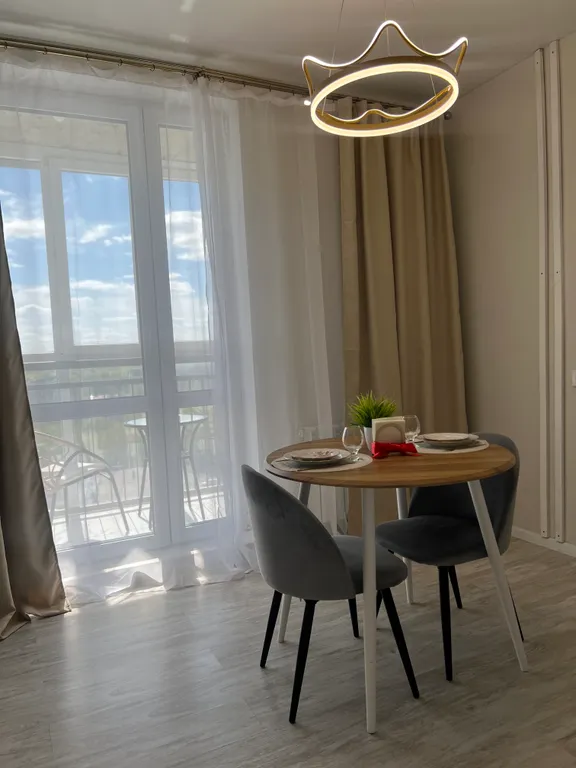 Видовая дизайнерская квартира в парке