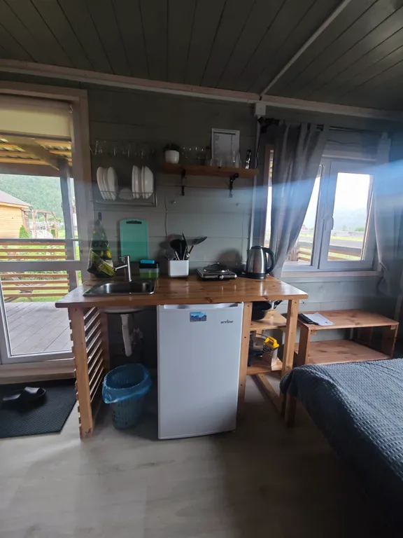 Домик с видом на горы