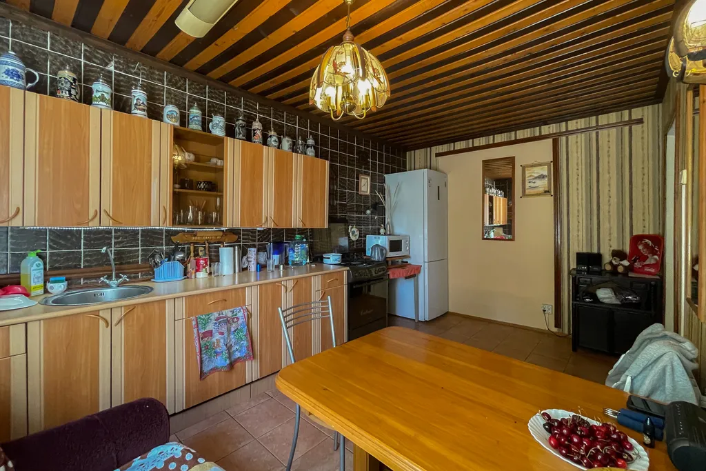 Коттедж Домик между обрывом и маяком — Лебяжье