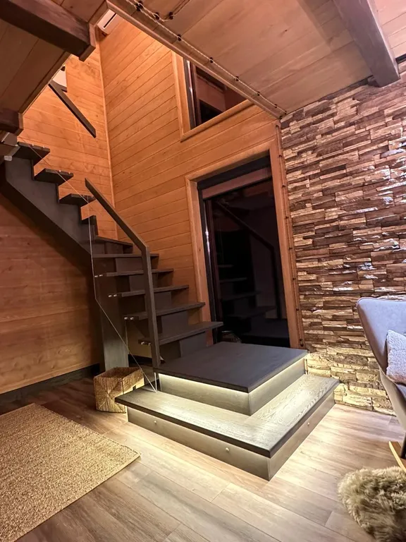 Дом в Гунибе с видом на крепость и горы