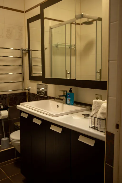 Желтые лимоны