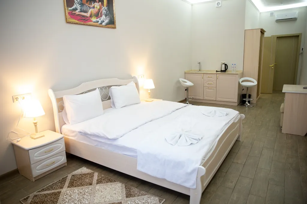 Полулюкс с балконом