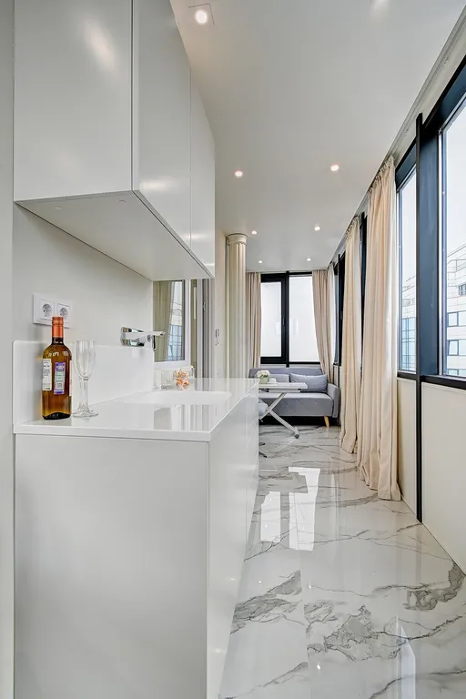 Квартира Квартира Двухкомнатная с 2 санузлами, проектором на балконе, бассейном на территории — Адлер