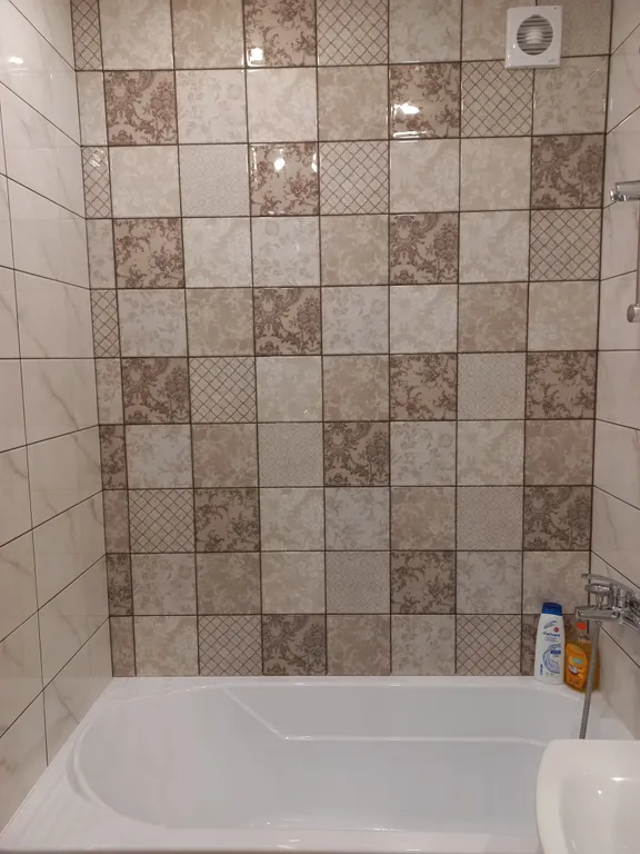 Любимый уголок у глобуса