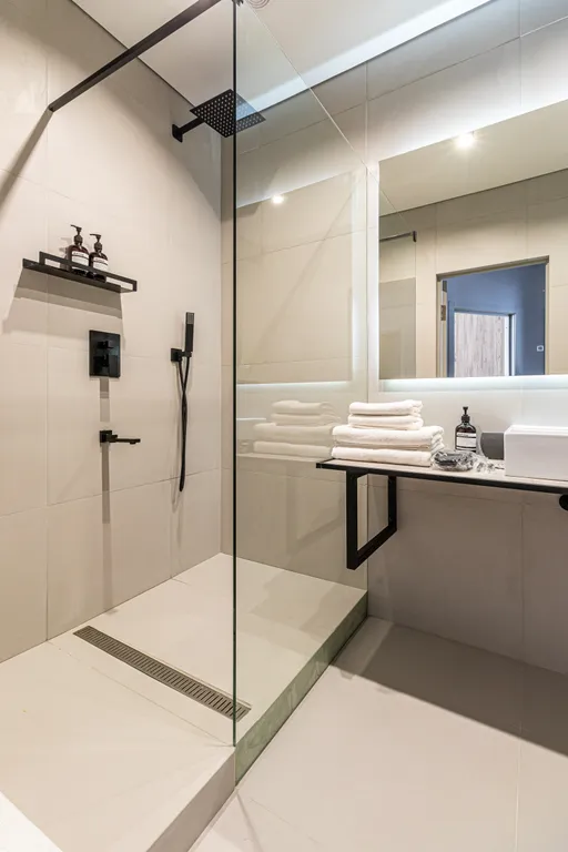 Квартира люкс в центре с панорамным видом кроватью king size и Алисой