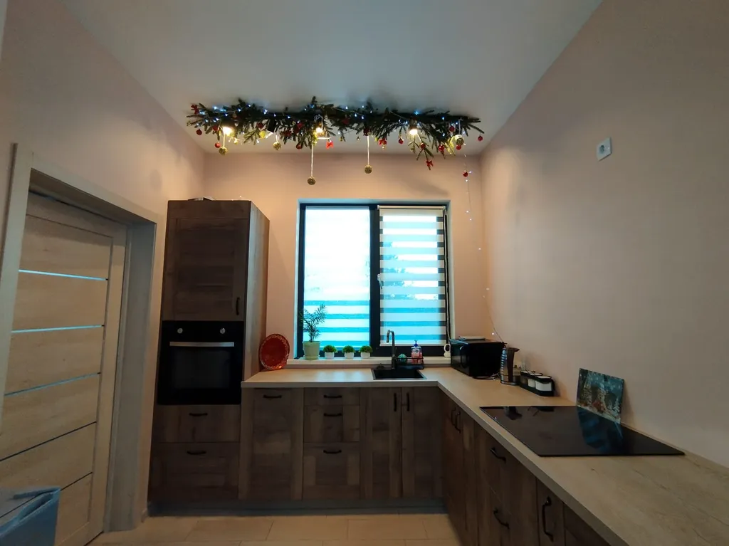 4-комнатный Дом