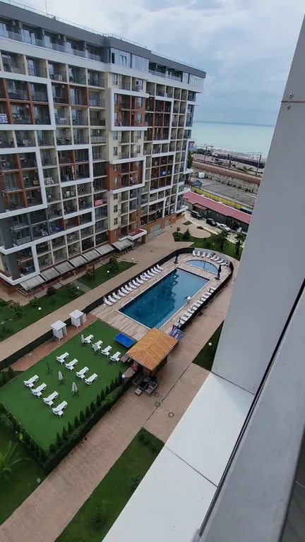 Стильные апартаменты с видом на море и горы