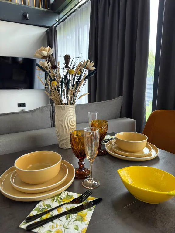 Лимонный домик в Загородном клубе у Плещеева озера