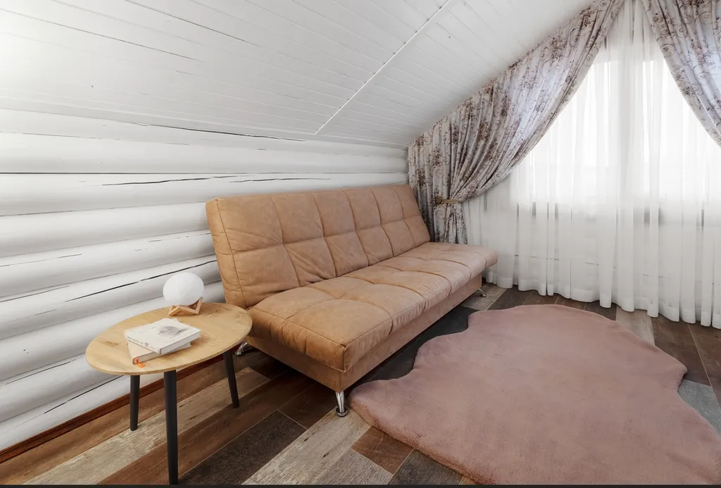 Большой коттедж на природе