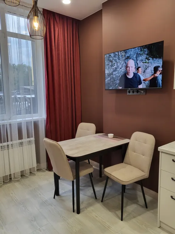 Евродвушка с авторским дизайном, в центре, около Мега парка