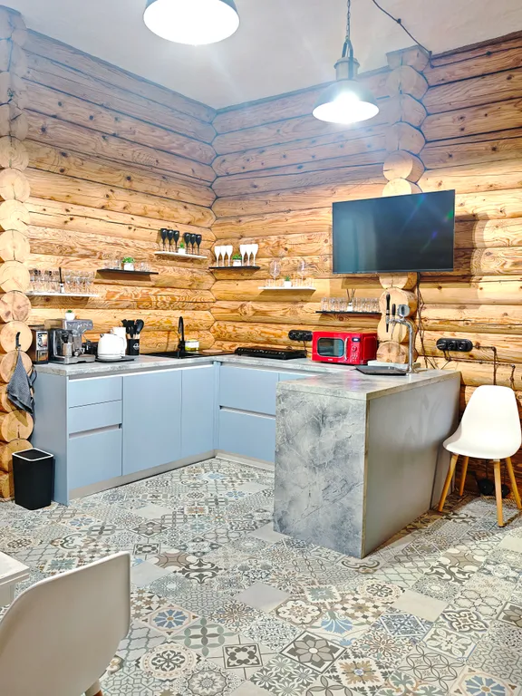 Лесной дом с тёплым бассейном, джакузи, сауной и сибирским чаном