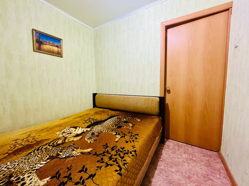 Трехкомнатная квартира с четырьмя раздельными спальными местами