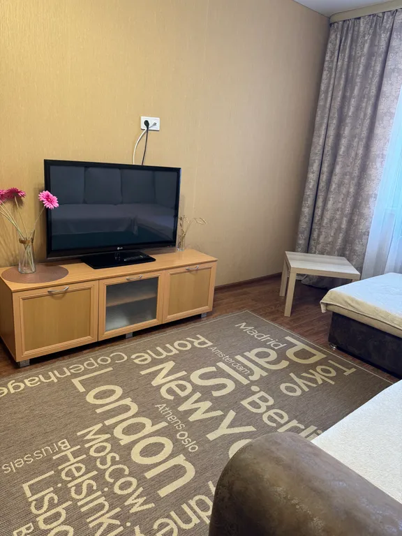 Омск Кировский у ТЦ Мега