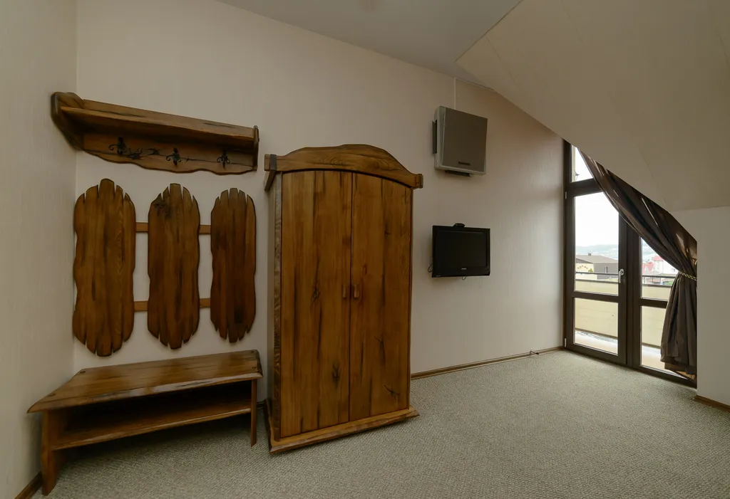 4-комнатная Квартира