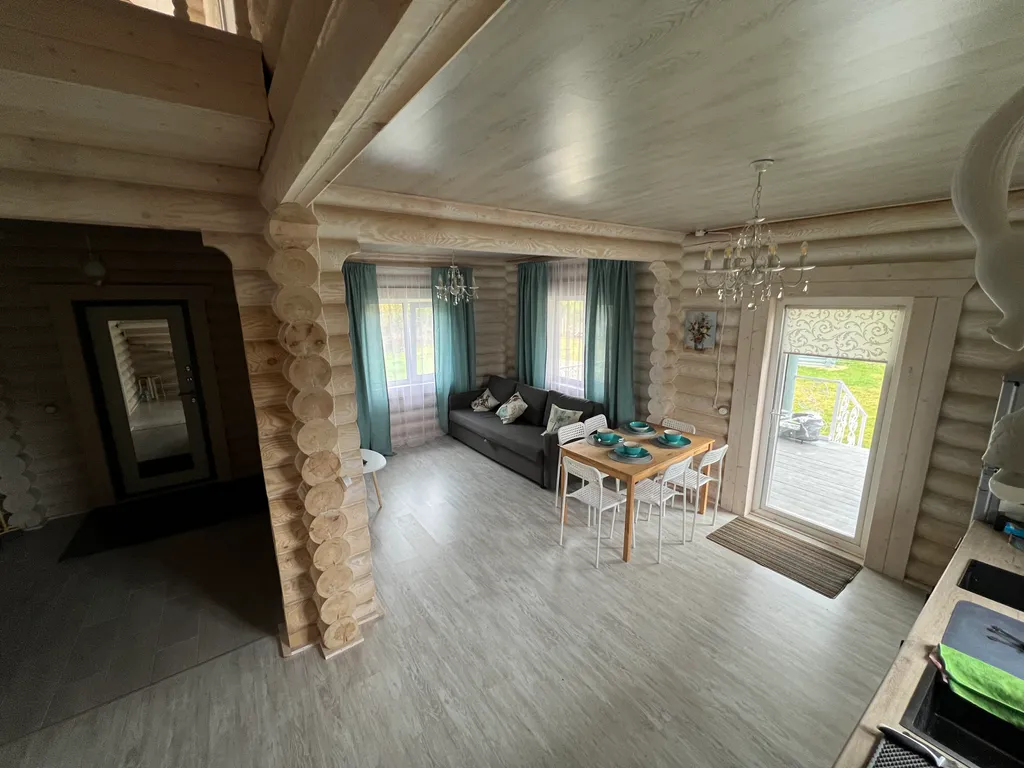 Коттедж Уютный бревенчатый домик — Истра