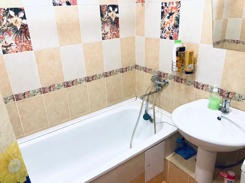 Квартира у ТРЦ Европа, ТРЦ Праздничный