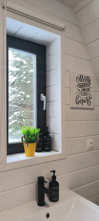 Современный дом в сосновом лесу в 30 минутах от аэропорта