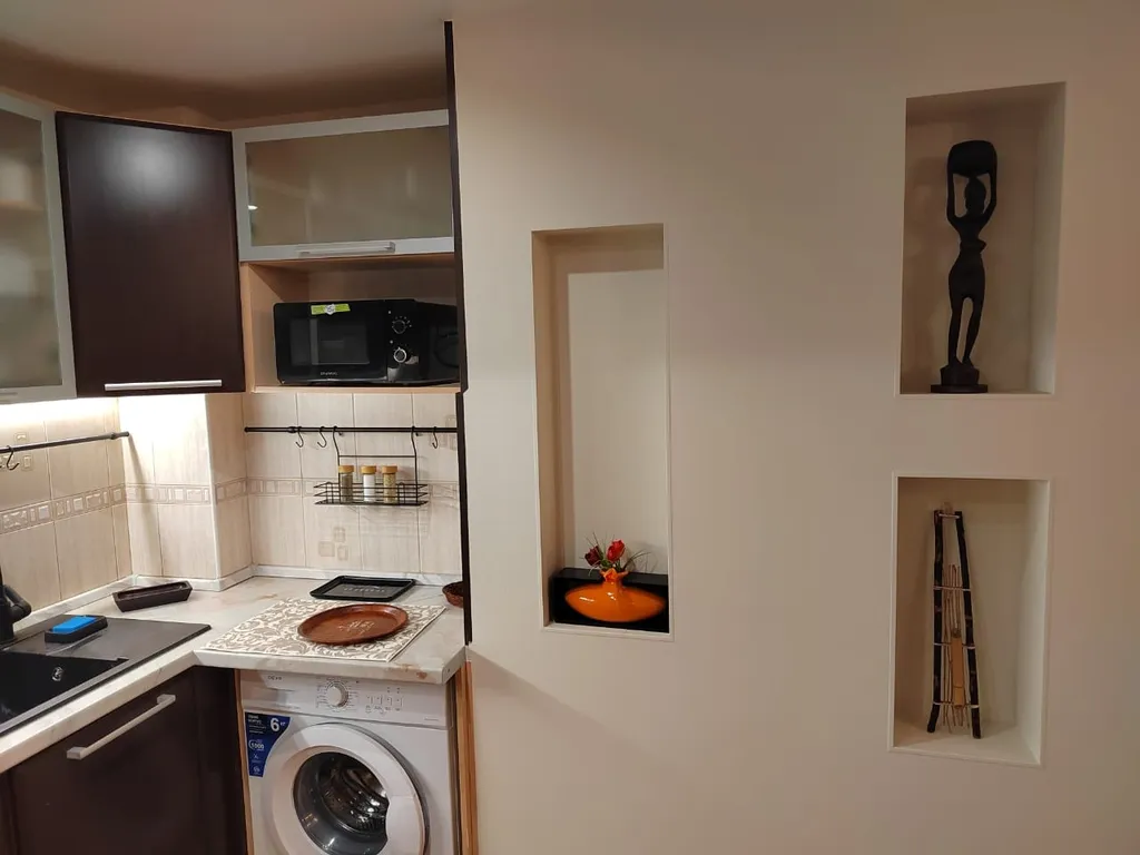 Квартира 2х комнатная квартира на Тополиной аллее — Владивосток