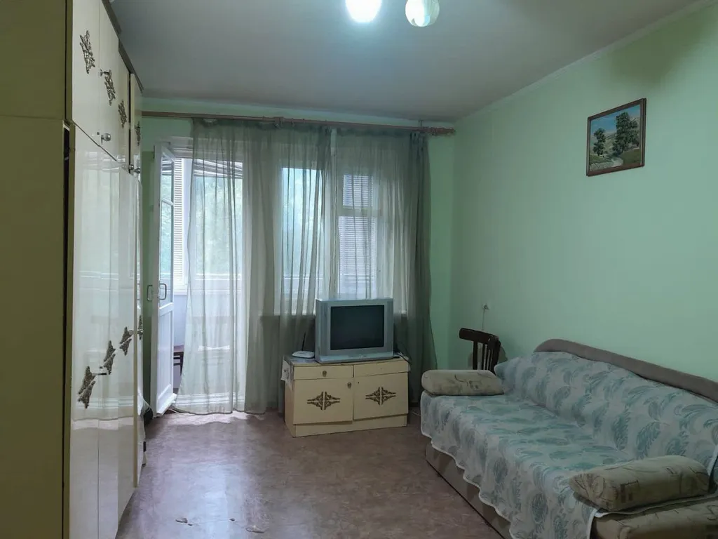 Комфортная однокомнатная квартира в центре Партенита