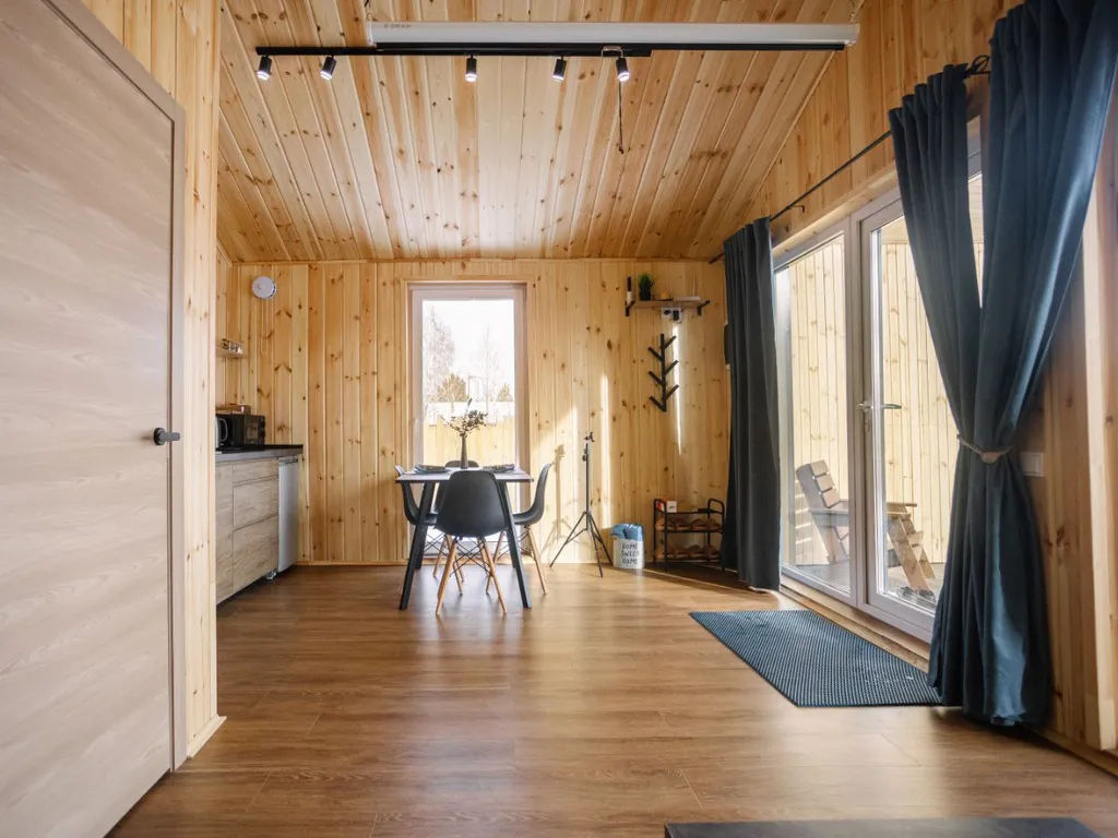 Барн-хаус у леса