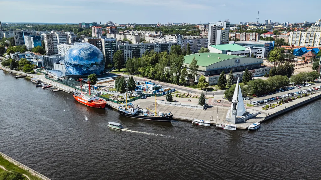 Квартира Двухкомнатные апартаменты с видом на реку — Калининград