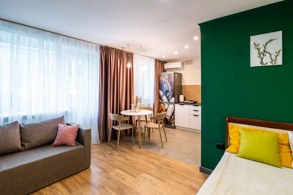 Уютная студия возле набережной в самом центре города