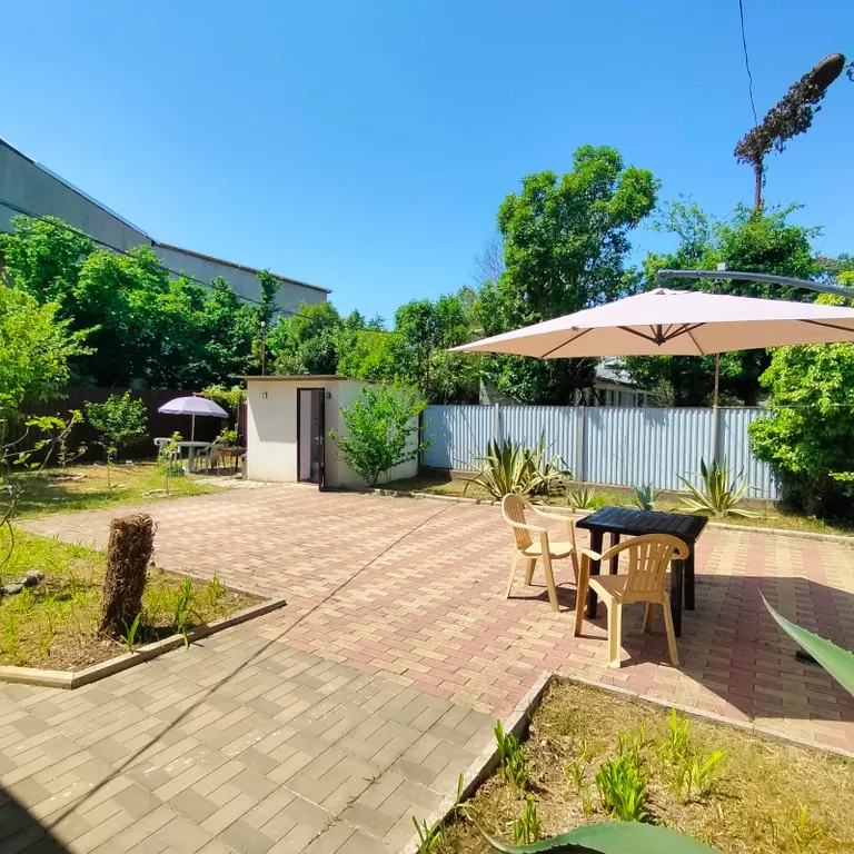 Коттедж Уютный дом у моря — Сухум