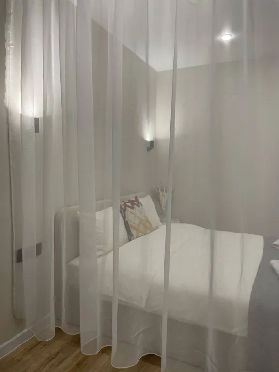 Нежная Анна