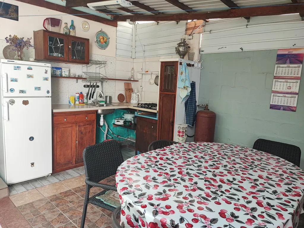 Коттедж 2-комнатный Дом — Севастополь