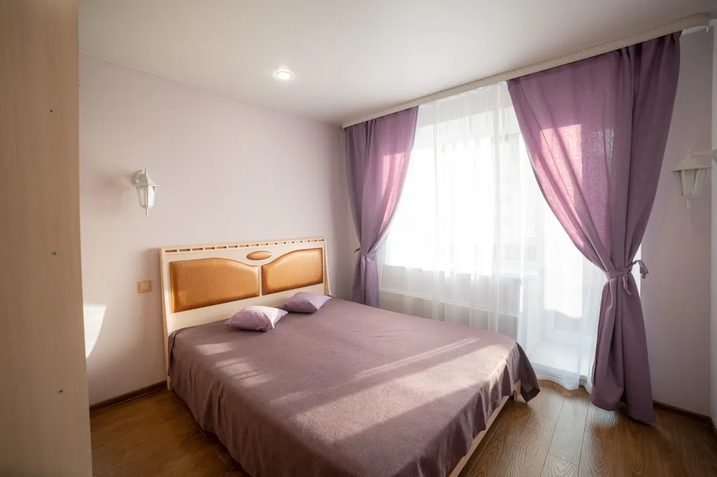 Однокомнатная рядом с НИИ Онкологии