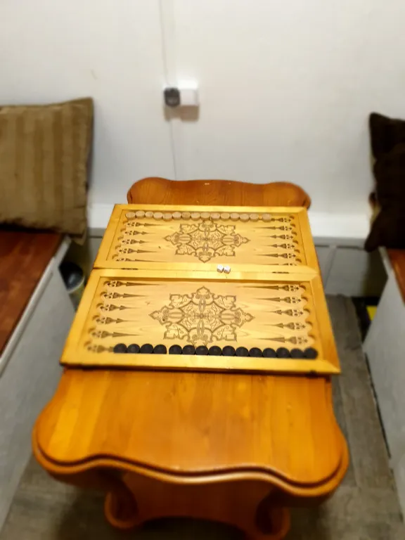 Уютный дом с сауной на первом этаже, в черте города у ручья