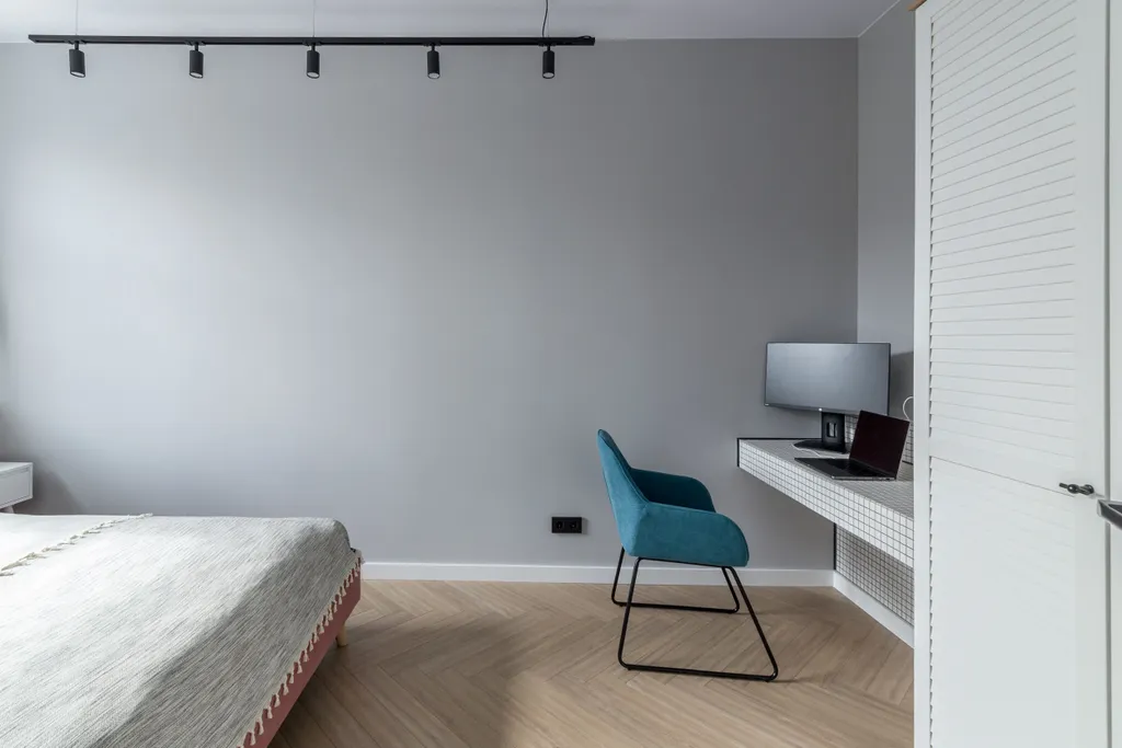 Дизайнерская квартира с видом на парк и церковь