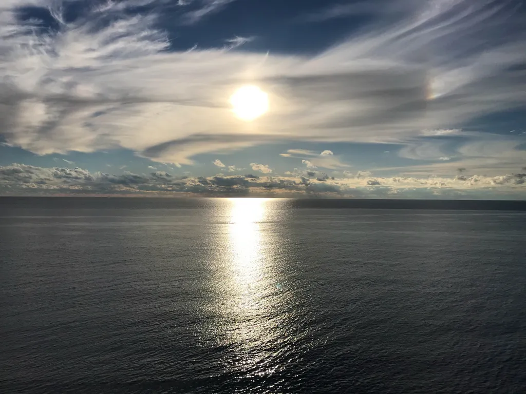 Апартаменты Санрайз с видом на море, лес и горы