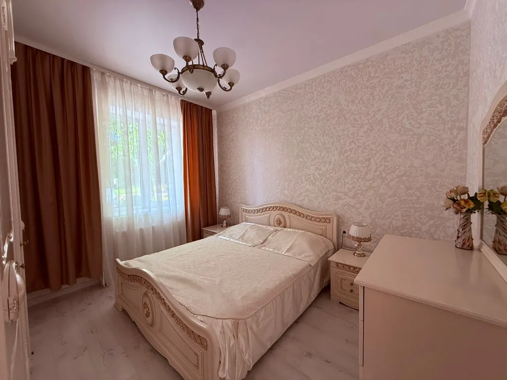 Коттедж Отличный 3-комнатный большой дом в одном из лучших районов города — Пятигорск