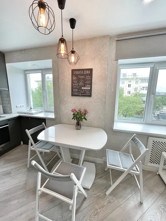 Современная 2-комнатная квартира в тихом центре