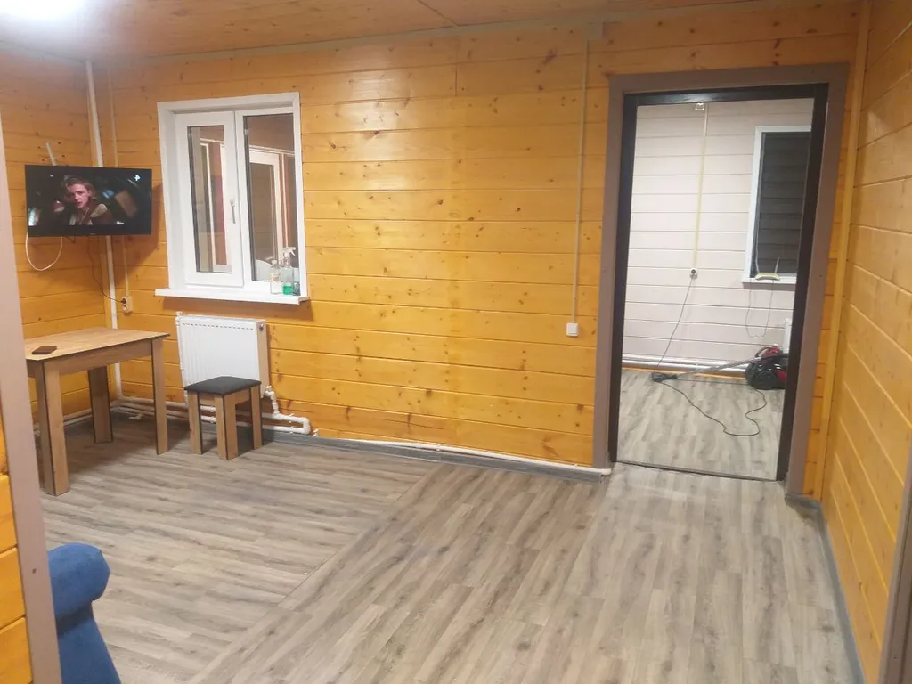 Деревянный дом в черте города