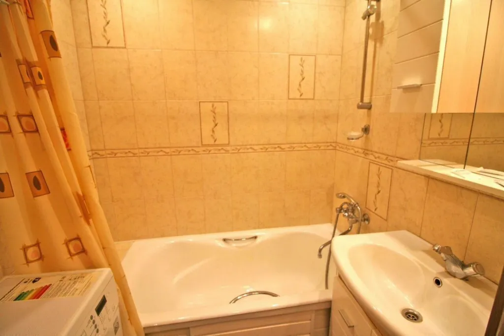 Квартира 1к. квартира у Ледового катка Кириши Тихая — Кириши