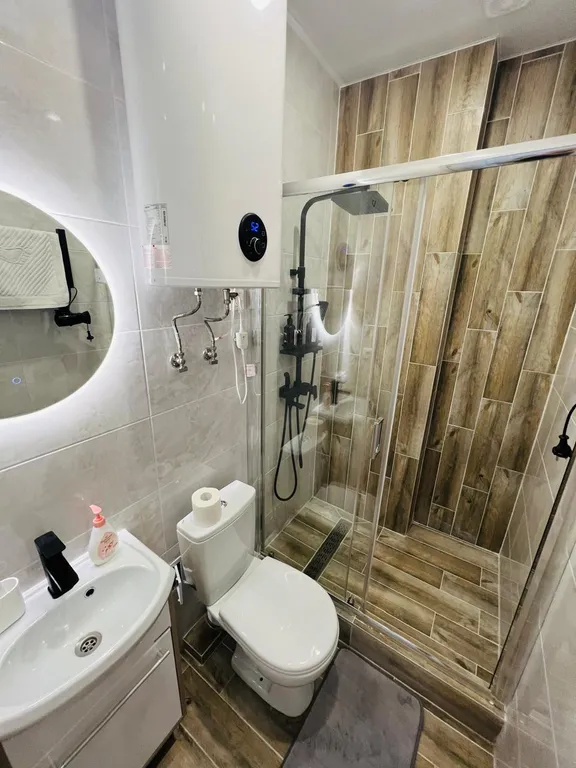 Квартира Квартира Четырёхместная студия с кухней и балконом — Сочи