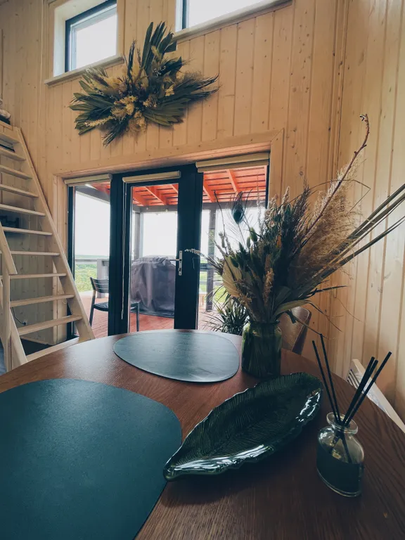 Коттедж с увеличенной террасой