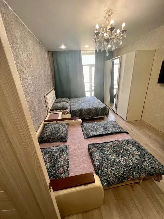 Двухкомнатная квартира у Золотых Ворот