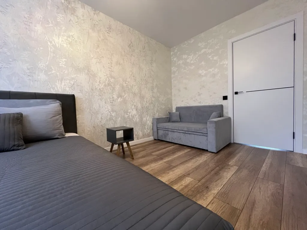 Апартамент с видом на фарный костел