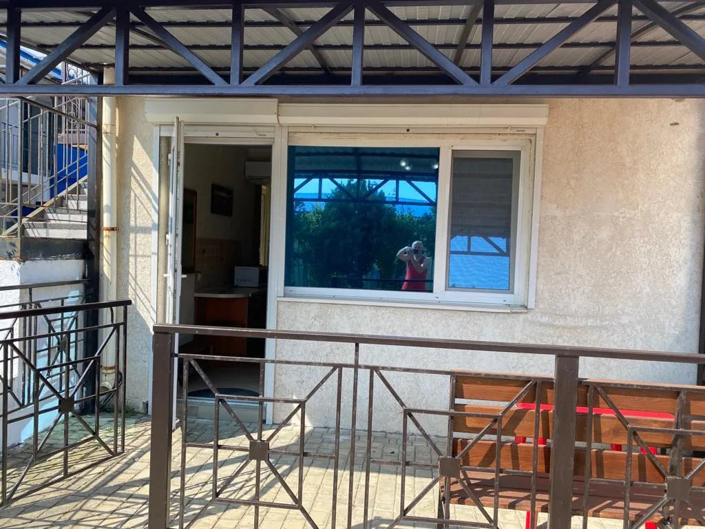 Эллинг в 100 метрах от моря