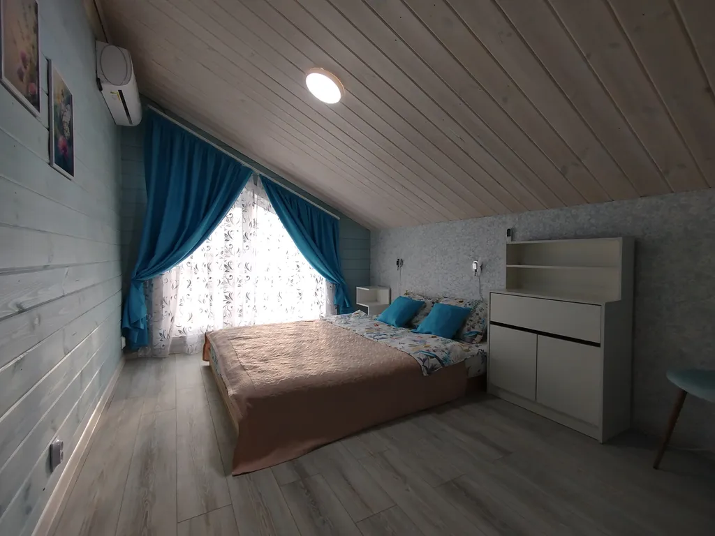 Стильный барн с крытой мангальной зоной