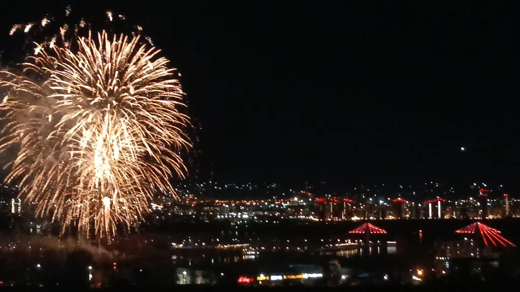 Квартира Квартира Двушка на взлетке, автовокзал, академия, краевая, планета, всë рядом — Красноярск