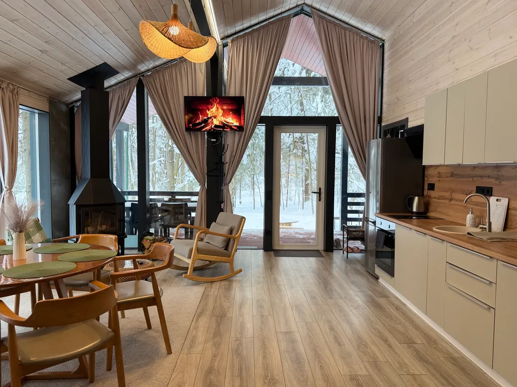 Тихий дом с камином и сауной