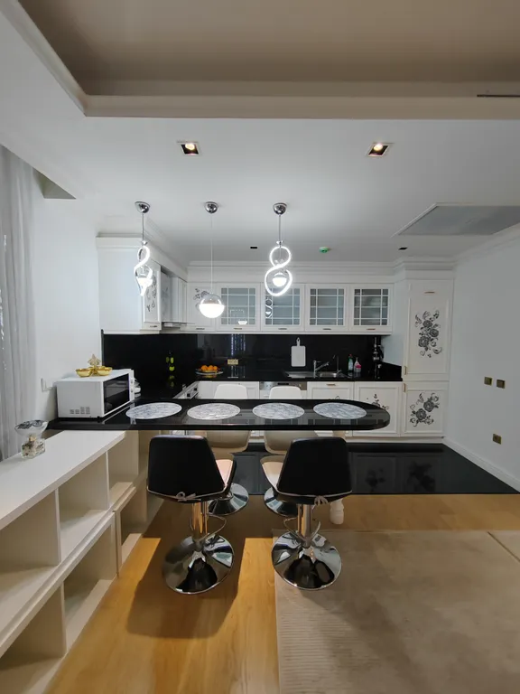 Шикарная двухкомнатная квартира со всеми удобствами